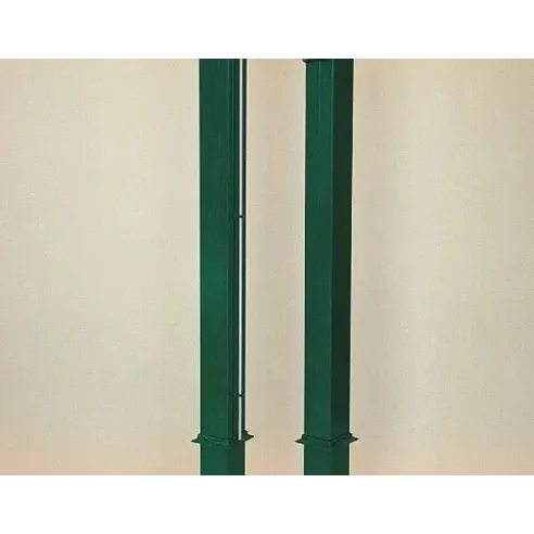 Pali per tennis a sezione quadra